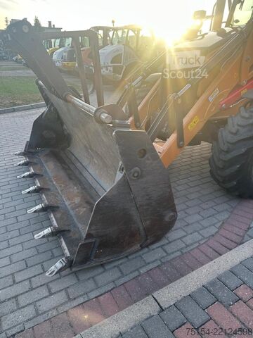 Retroexcavadora Case-IH 580SV