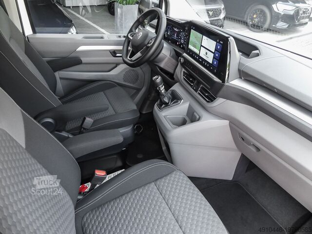 Минибус Volkswagen Caravelle