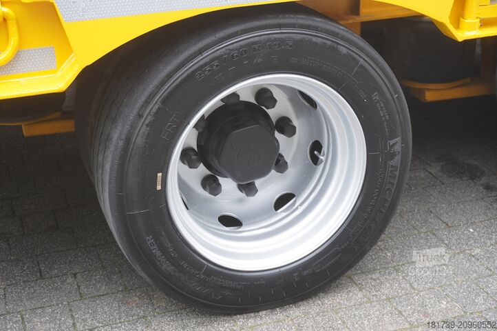 Plataforma baja AMC CASTERA S/R 38T semi-trailer / steering