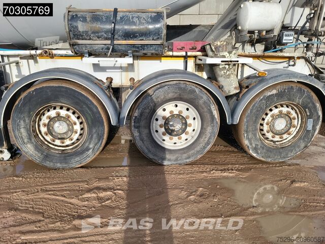 Blandare Zappmix 12m3 Lifting Axle Cement