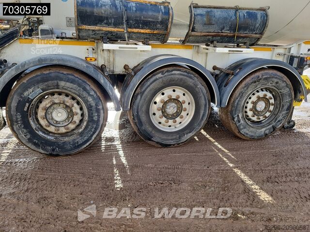 Blandare Zappmix 12m3 Lifting Axle Cement