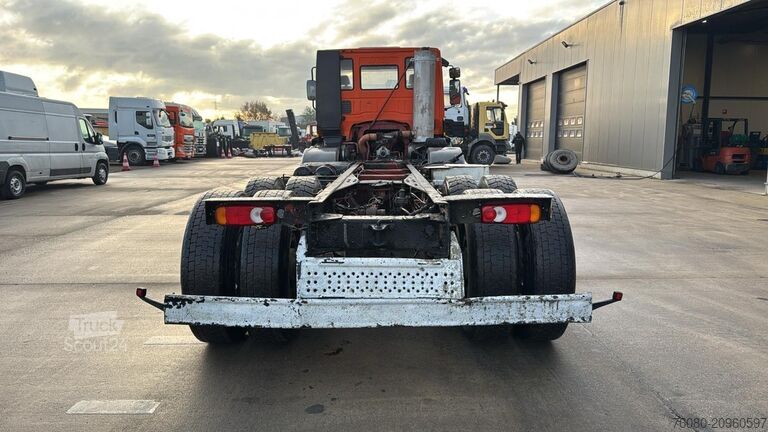 Kabinli şasi Iveco EUROTRAKKER 340 E 34 (POMPE MANUELLE / GRAND PO...