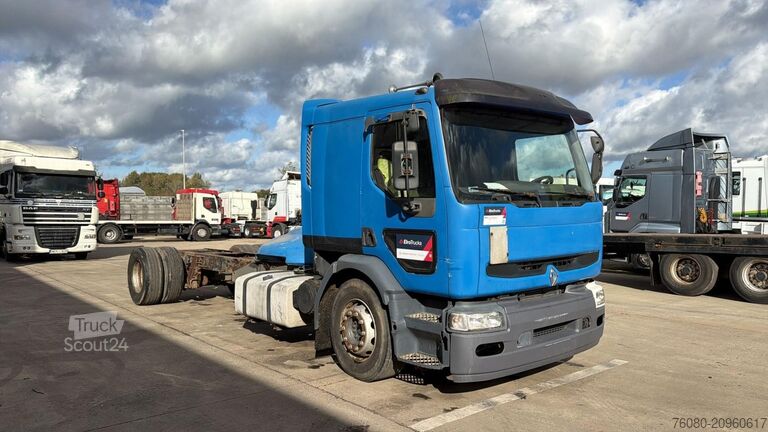 Chassis cabine Renault Premium 320 (BOITE MANUELLE / MANUAL GEARBOX)