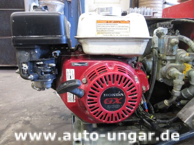 Straßenmarkierung Graco LineLazer Viscount I Airlesspumpe Marki