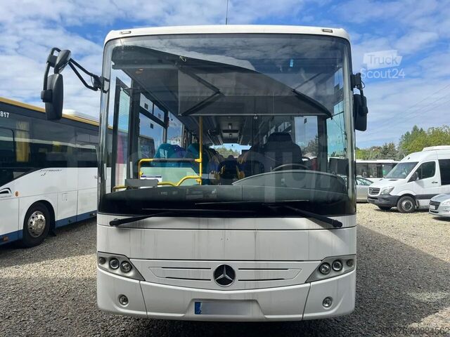 Intercity bus Mercedes-Benz Intouro