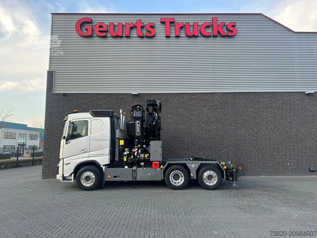 Camion-grue Volvo FH 520 6X2 TREKKER/TRACTOR/SZM MET FASSI F710RA...