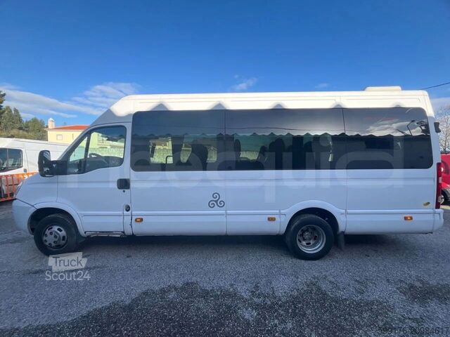 Transport de personnes IVECO Daily