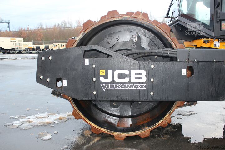 Walzenzug JCB Vibromax VM 118 D inkl. Schaffußbandage