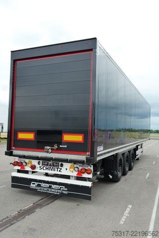 Semi-remorque fourgon SCHMITZ CARGOBULL SKO 24 / ROLLTOR / ZURRLEISTE BLACK 62 tsd km  !