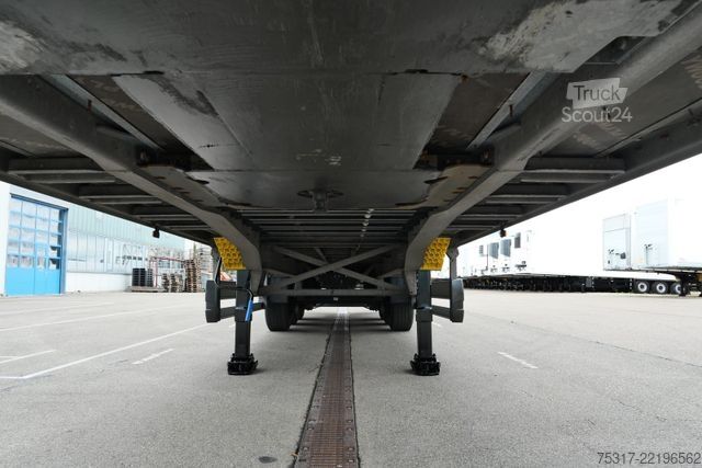 Semi-remorque fourgon SCHMITZ CARGOBULL SKO 24 / ROLLTOR / ZURRLEISTE BLACK 62 tsd km  !