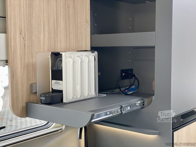 Camping-car semi-intégré FRANKIA Now 7.0 L eine echter Frankia