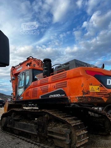 Excavatrice à chaînes DOOSAN DX530LC-5