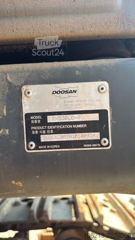 Excavatrice à chaînes DOOSAN DX530LC-5