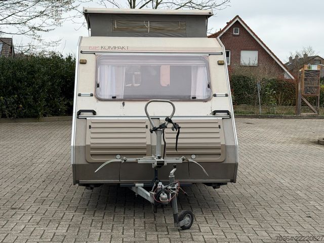 Caravan KIP Kompakt KK 400 EK Wohnwagen Hubdach Küche