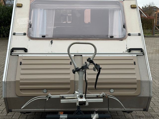 Caravan KIP Kompakt KK 400 EK Wohnwagen Hubdach Küche