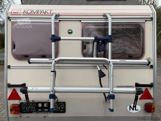 Caravan KIP Kompakt KK 400 EK Wohnwagen Hubdach Küche
