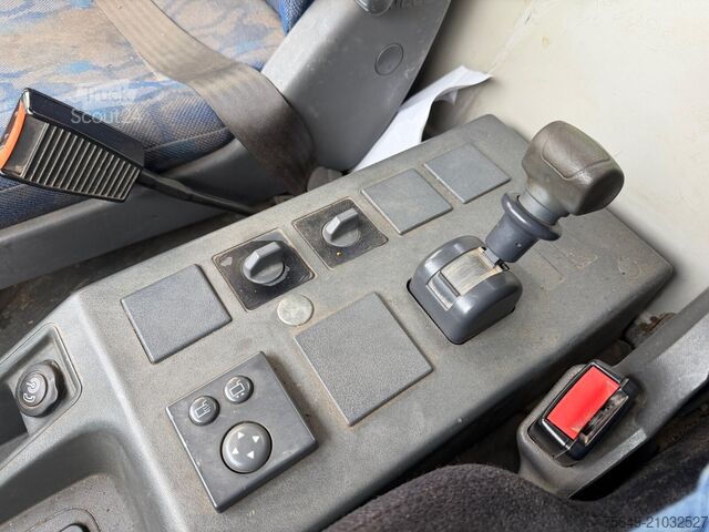 Тристранен самосвален ван Iveco EuroCargo ML80E18K 4x2 EuroCargo ML80E18K 4x2