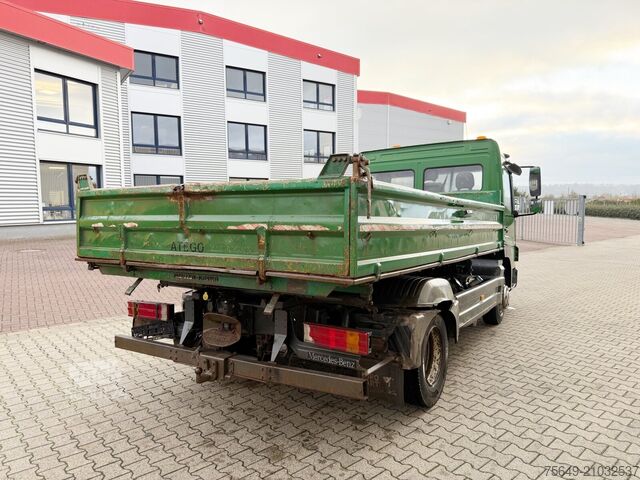 Driezijdige kipper bestelwagen Mercedes-Benz Atego 818 K 4x2 Atego 818 K 4x2, 2x AHK