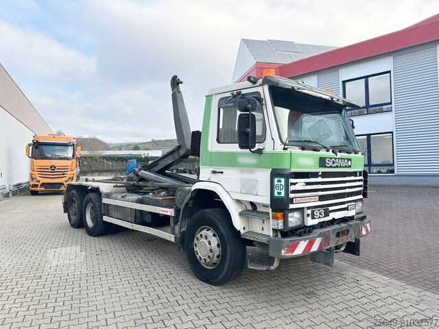 Kroklastbil Scania P93 HK 250 6x4L P93 HK 250 6x4L, Abrollkipper