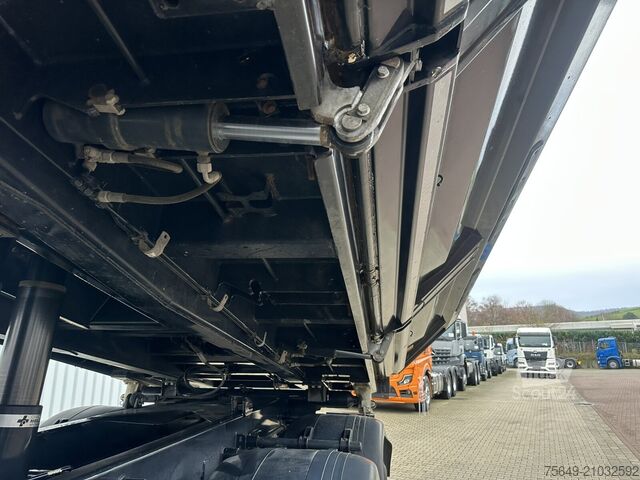 Camion-benne tricar MAN TGS 35.500 8x8 BB TGS 35.500 8x8 BB, Meiller Bordmatik