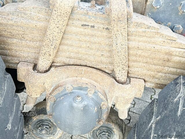 Lastbilchassi Scania P93 HK 250 6x4L P93 HK 250 6x4L