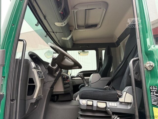 Grue à tour MAN TGS 18.400 4x2 BL TGS 18.400 4x2 BL, Intarder, Heckkran Terex 135.2-A12