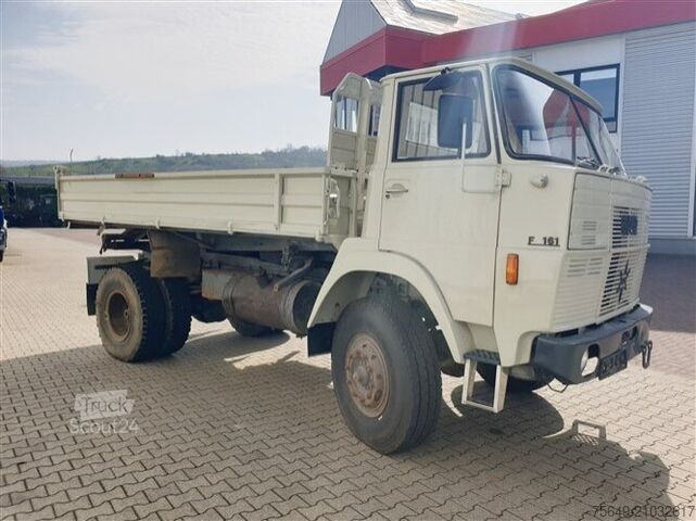 Camion-benne tricar Henschel F 161 AK 4x4 F 161 AK 4x4