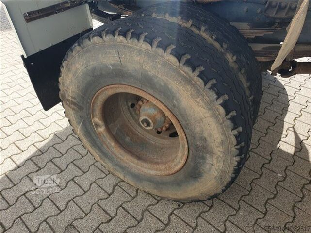 Camion-benne tricar Henschel F 161 AK 4x4 F 161 AK 4x4