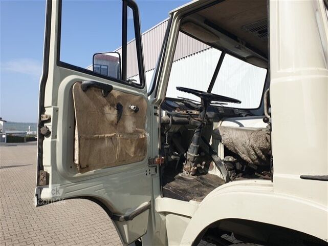 Camion-benne tricar Henschel F 161 AK 4x4 F 161 AK 4x4