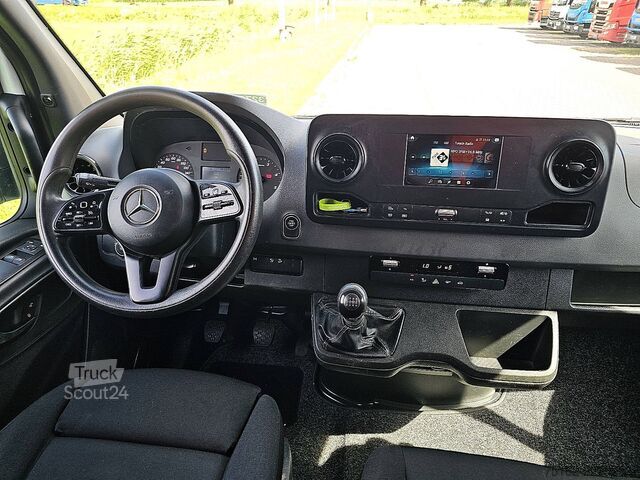 Універсал з високим дахом MERCEDES-BENZ SPRINTER 516 CDI 4X4 ALLRAD L2H2