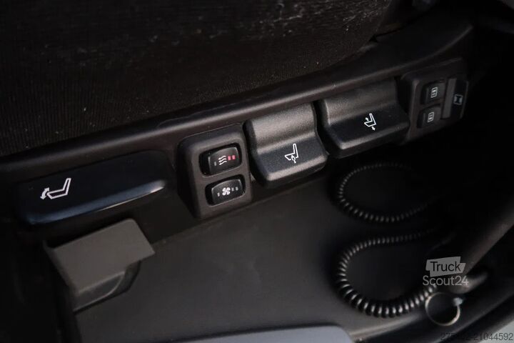 MTS standard Scania 590S V8 NGS RETARDER/ FULL AIR/ PARK AIRCO/ 2X ...