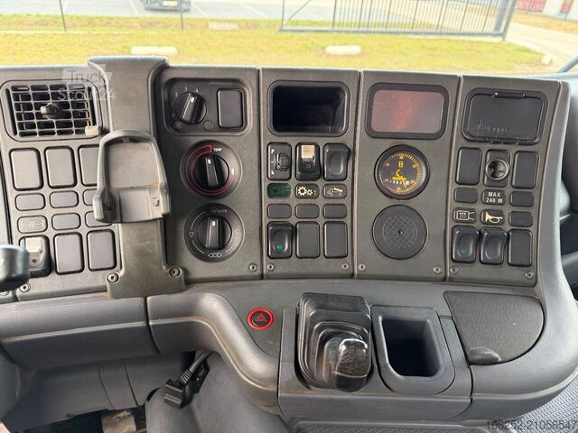 Tipper avec grue Scania P 94G-260 4x2 TIPPER / CRANE + PALFINGER PK 120...