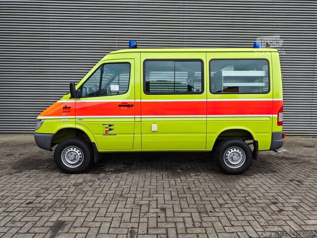 Kastenwagen Mercedes-Benz Sprinter 314 4x4 Petrol Feuerwehr 9900 KM!