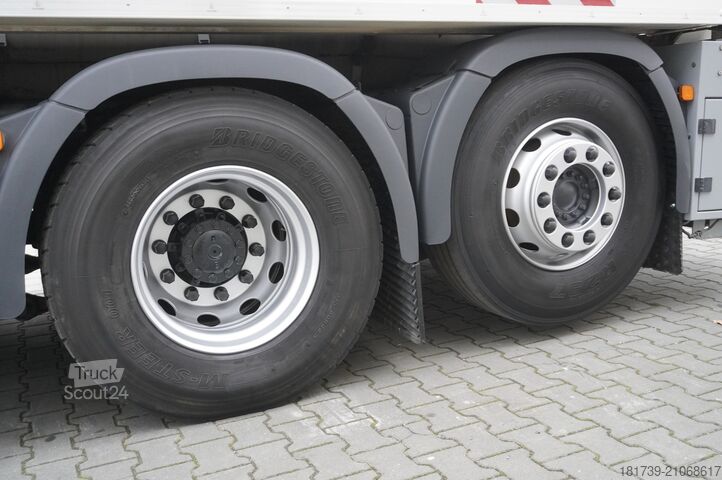 Atık su arıtma tesisi MAN TGS 26.360 / RIVARD 18m3  / 180 tho km