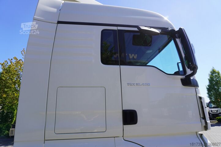 Ciągnik siodłowy MAN TGX 18.420 tractor unit / 190 tho. km