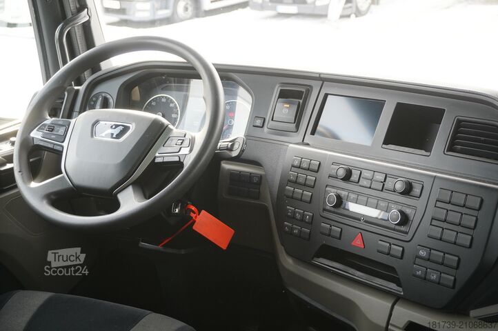 Ciągnik siodłowy MAN TGX 28.510 6×2 / Sleeper cab