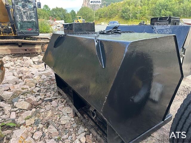 Mașină de construcții  dieseltanker på 2000L