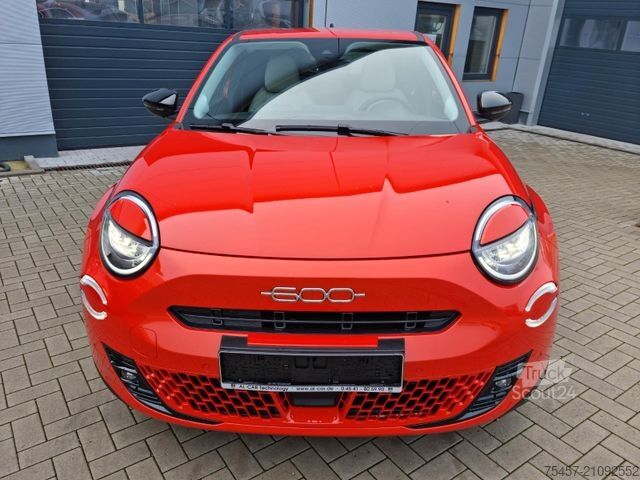 Βαν FIAT 600e La Prima