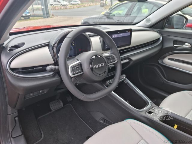 Βαν FIAT 600e La Prima