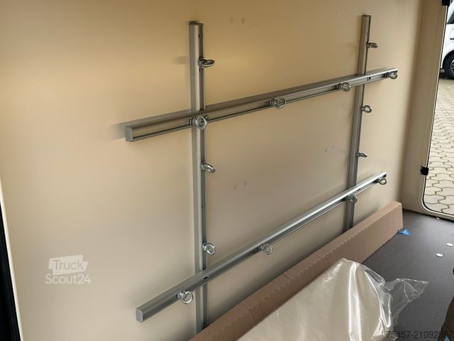 Half-integraal camper MOBILVETTA Krosser 64 NB Modell 2026 - VOLL - UVP: 111.220¤