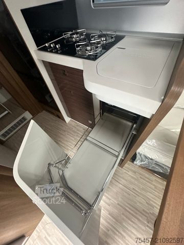 Half-integraal camper MOBILVETTA Krosser 64 NB Modell 2026 - VOLL - UVP: 111.220¤