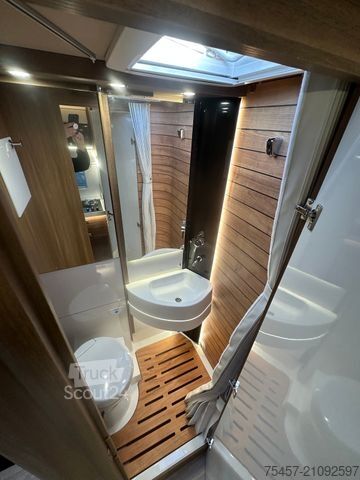 Half-integraal camper MOBILVETTA Krosser 64 NB Modell 2026 - VOLL - UVP: 111.220¤