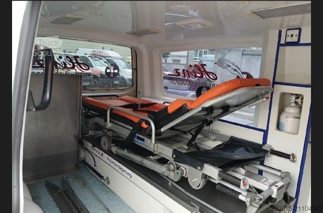 Brandbil FORD Transit Kombi FT 350 M Trend  Krankenwagen