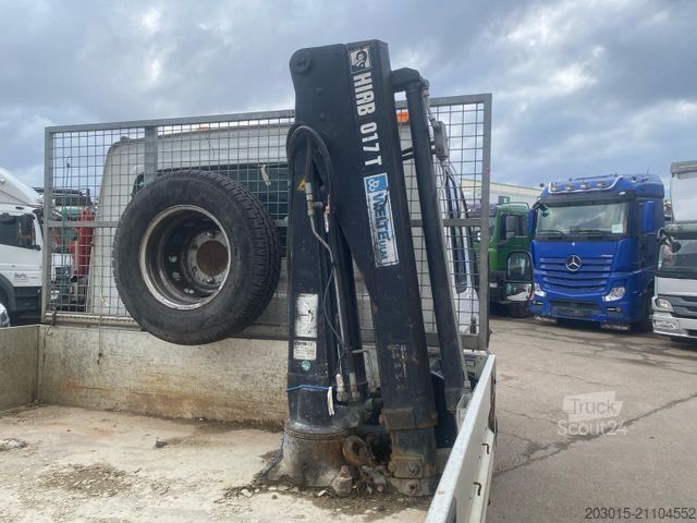Furgon z żurawiem samochodowym IVECO Daily  Doppelkabine 60 C 15  Hiab 017 T