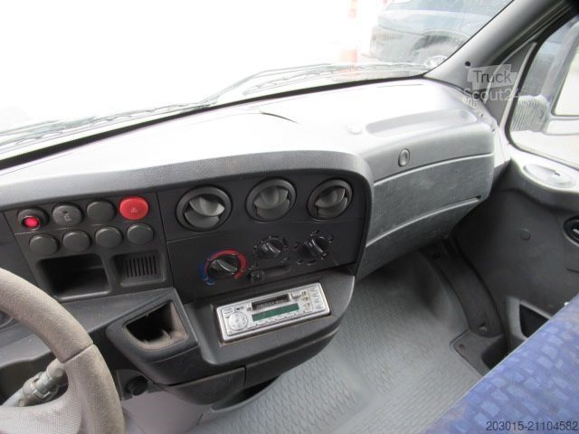 Transporter mit Koffer IVECO 50 C 15