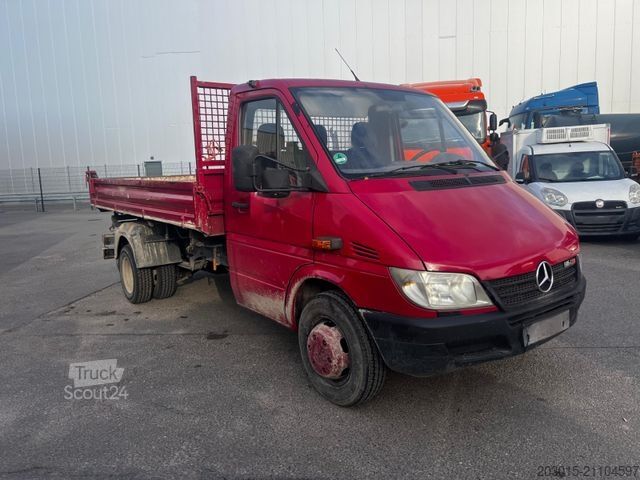 Tippbil skåpbil MERCEDES-BENZ Sprinter 616 CDI