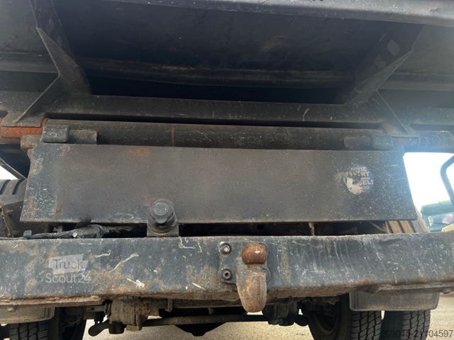 Tippbil skåpbil MERCEDES-BENZ Sprinter 616 CDI