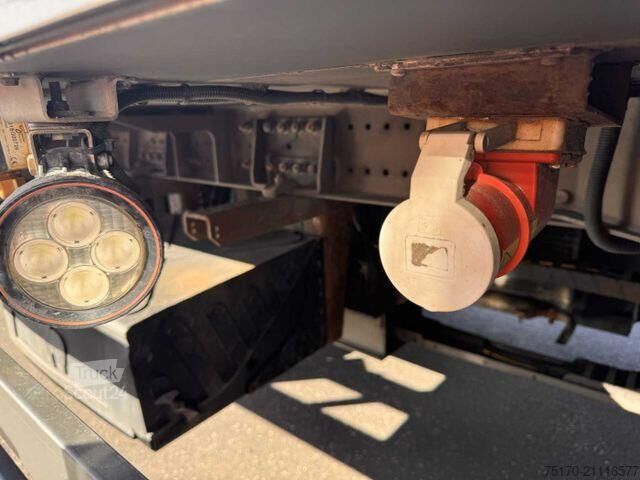  Schmitz Cargobull SCB*2 Carrier Supra 950 U LBW Bär 2.000kg