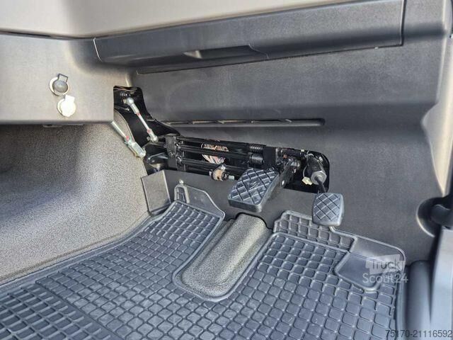 Padrão-SZM MAN TGX 18.470 4x2 LLS Fahrschule 5 Sitze Intarder