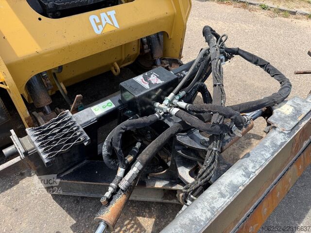 Lader Caterpillar 259D SMART Angle DOZER BLADE (3D LASER PREP) + ...